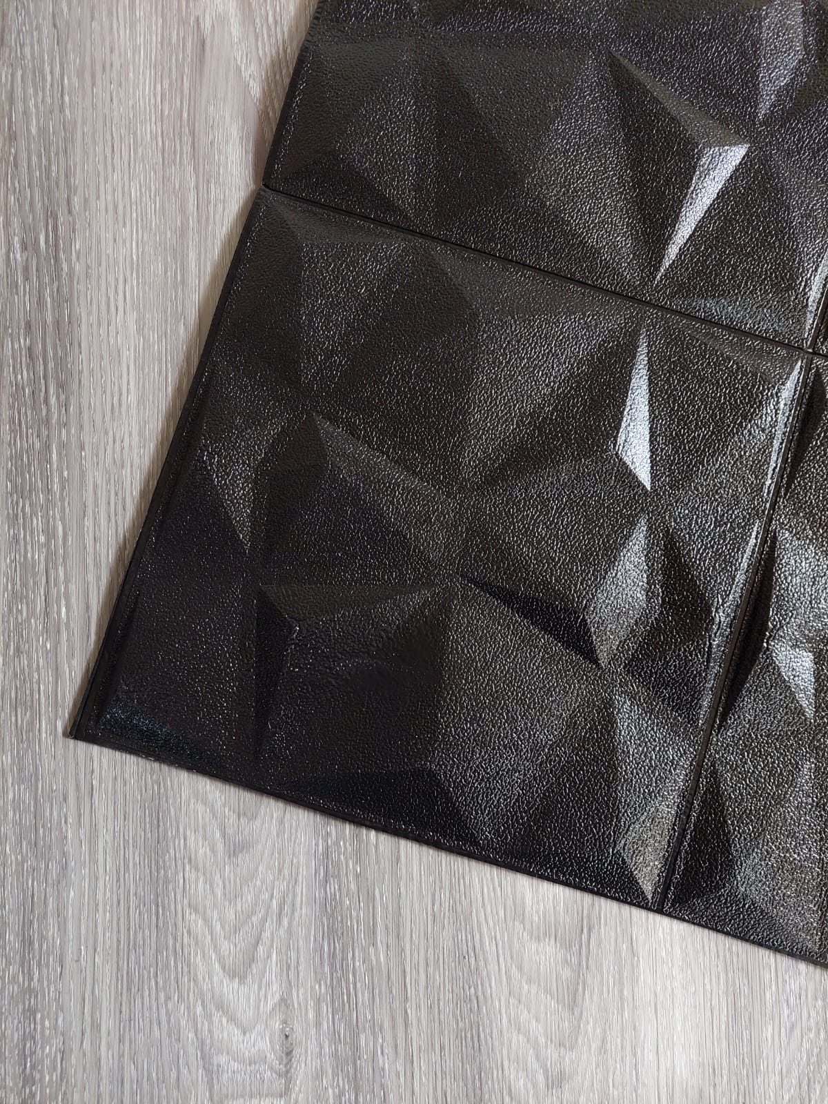 PANEL DECORATIVO ESPUMA 3D AUTOADHESIVA CUBITOS * 5 PCS